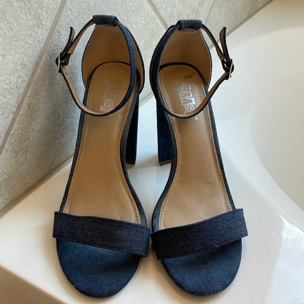 Brash blue jean heels size 8